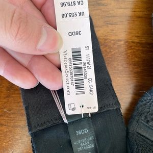 NEW WITH TAGS Victoria secret sexy strapless bra